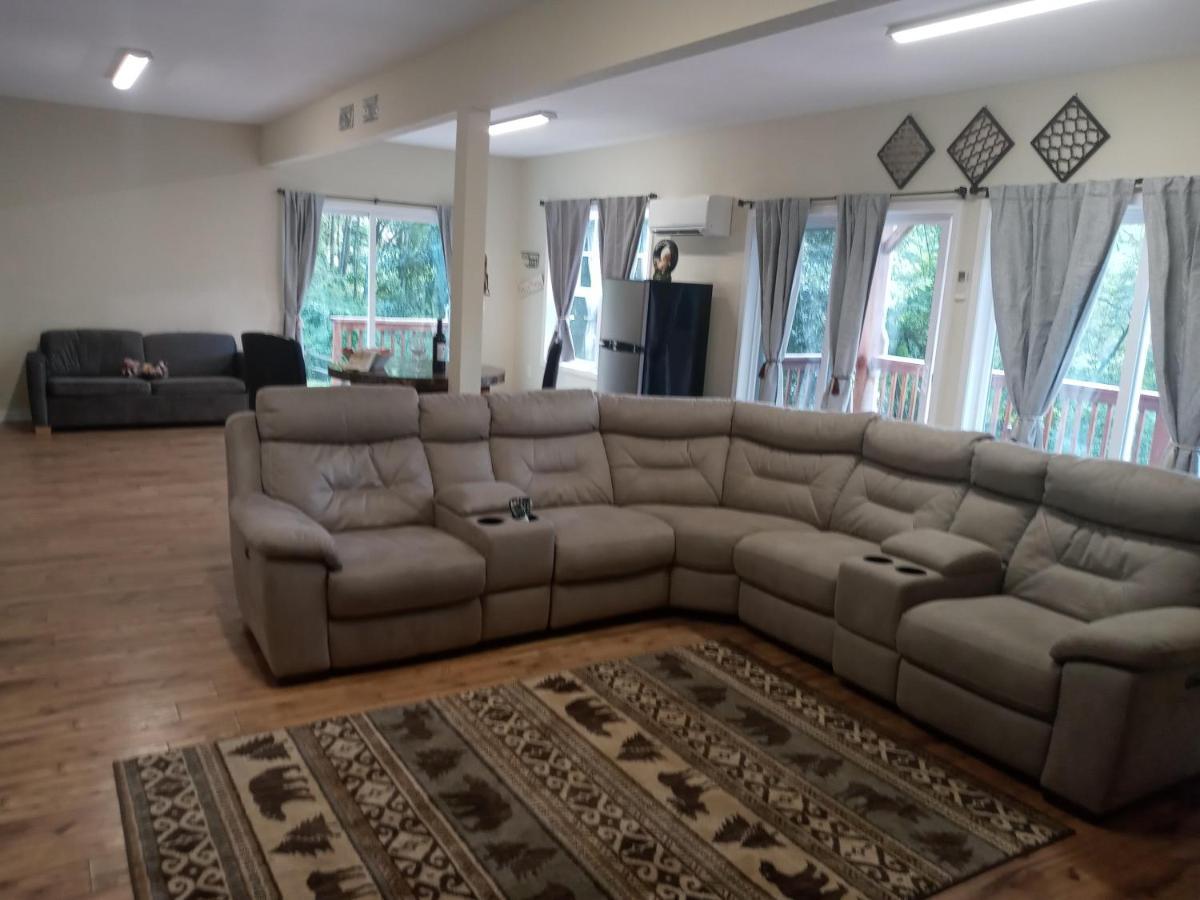 Tranquil Creekside Mountain View Getaway Apartman Clyde Kültér fotó